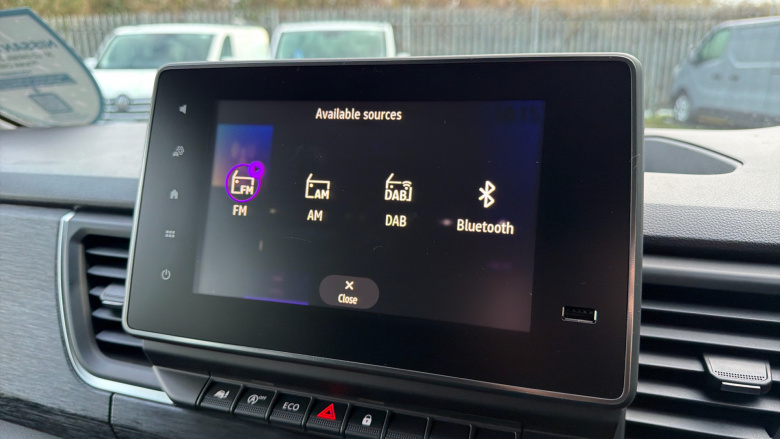 Nissan Primastar 30 L2 Diesel 2.0 dCi 130ps H1 Tekna Crew Van